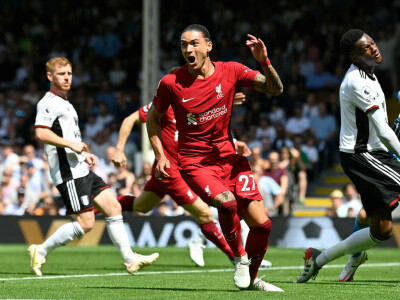 Van Dijk says Nunez must &lsquo;control himself&rsquo; after Liverpool red card