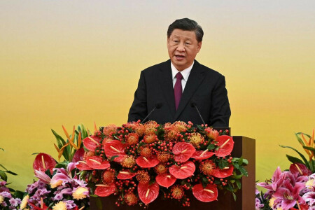 China&rsquo;s Xi makes first public appearance in two weeks