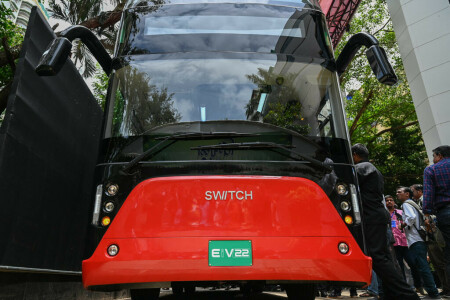 Power shift for Mumbai&rsquo;s double-decker buses