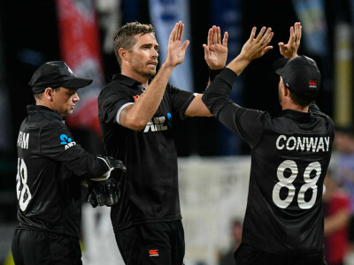 Southee, Boult demolish West Indies order as New Zealand level series
