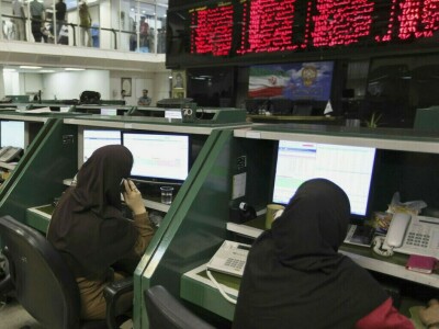 Most Gulf bourses in red on growth worries