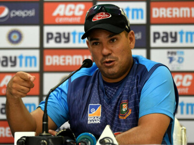 Bangladesh strip head coach Domingo of T20 role days before Asia Cup