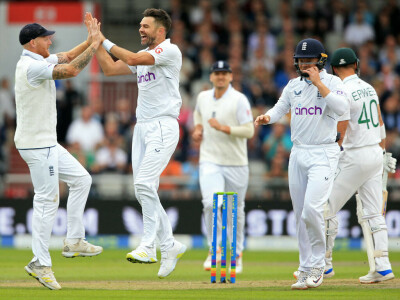 Anderson strikes before Rabada takes South Africa to 151 all out