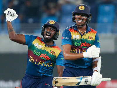 Sri Lanka edge Bangladesh by two wickets to reach Asia Cup Super Four