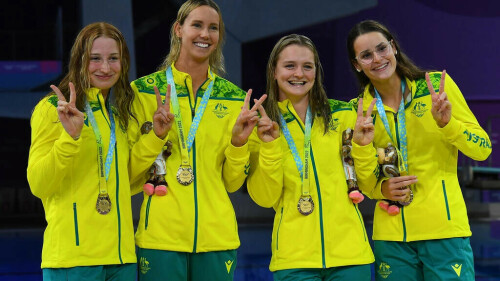 McKeon headlines Australia team for swim short-course world titles