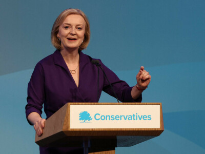 Liz Truss named as UK&rsquo;s third woman prime minister