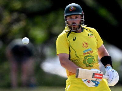 Australia captain Finch calls time on one-day internationals