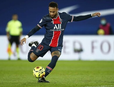 Neymar takes PSG back to top spot in France, Marseille beat Lille