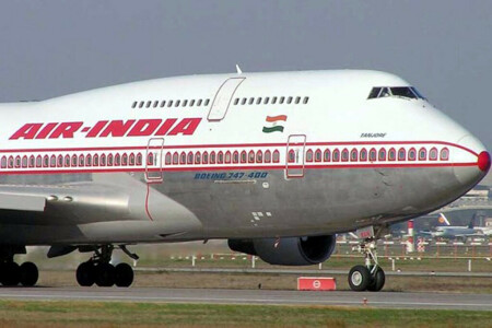 Air India to expand fleet with 30 Boeing and Airbus jets
