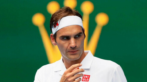 &lsquo;God Save the King&rsquo;: world media bows down to retiring Federer