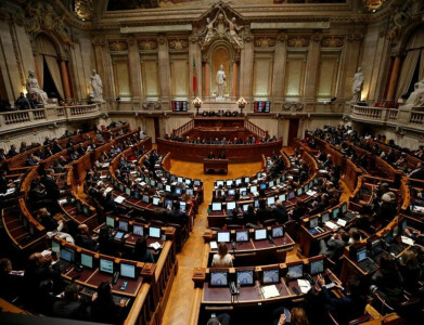 Portugal&rsquo;s parliament backs NATO membership for Finland and Sweden