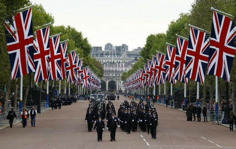 Britain and the world prepare to say last farewell to Queen Elizabeth