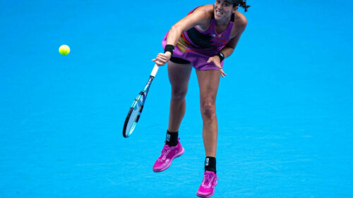 Muguruza eager to see back of &lsquo;tough, roller-coaster&rsquo; season