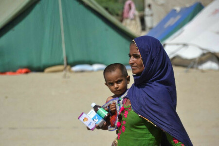 Pakistan flood victims hit by disease outbreak amid stagnant water