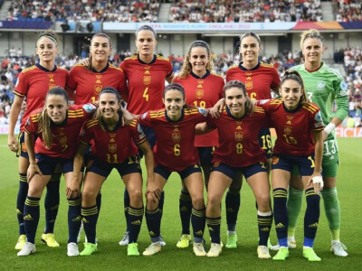 Spain women&rsquo;s national team in crisis as 15 players resign