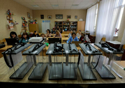 Four Ukraine regions prepare to hold referendums on joining Russia
