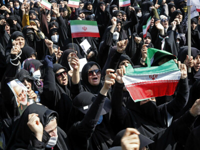 Iranians take to streets in support of hijab headscarf