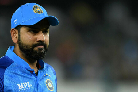 Rohit backs Kumar as India look to fix T20 bowling