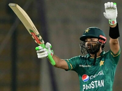 Rizwan dethrones Babar to become top T20I batter