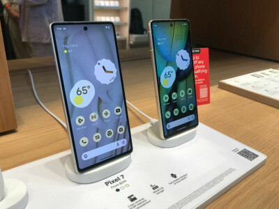 Google looks to raise its smartphone game with latest Pixel 7