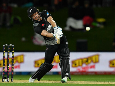 Conway guides New Zealand to T20 tri-series win over Bangladesh