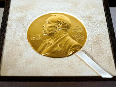 Banking crisis breakthroughs win Nobel economics prize for Bernanke, Diamond, Dybvig