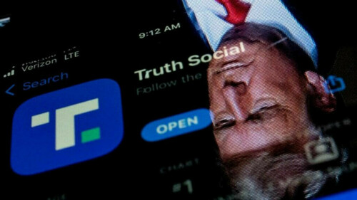 Google allows Donald Trump&rsquo;s Truth Social in Play Store