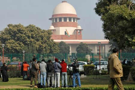 Panel of India&rsquo;s top court split on decision about hijab in classrooms