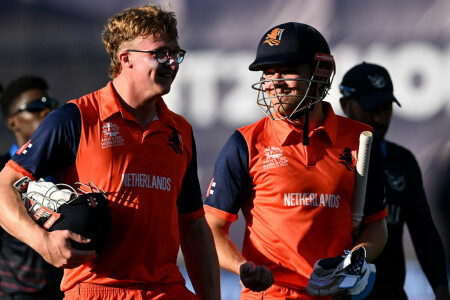 Netherlands edge closer to World Cup Super 12 with tense Namibia win