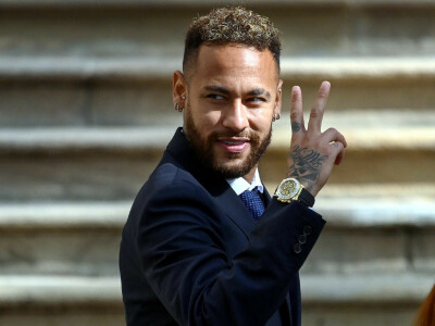 Neymar tells court did not participate in Barcelona transfer talks