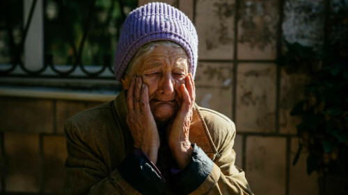 Divided loyalties in Ukraine city as Russia presses assault Divided loyalties in Ukraine city as Russia presses assault