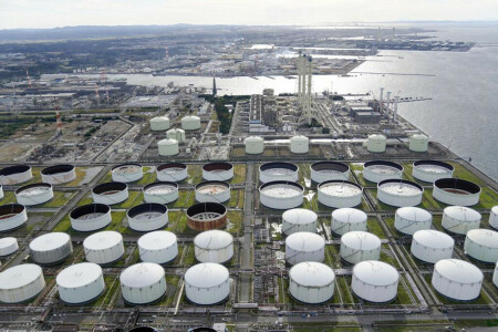 Biden to release 15mn barrels from US oil reserves: official