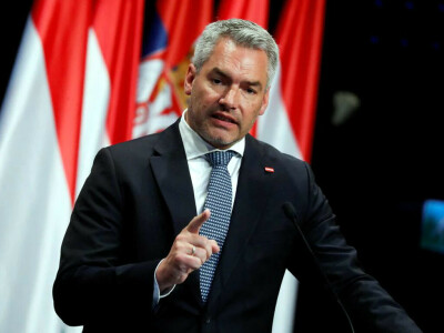 Austrian chancellor aims to secure more gas from UAE on trip to Abu Dhabi