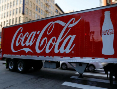 Coca-Cola raises revenue forecast on boost from higher prices