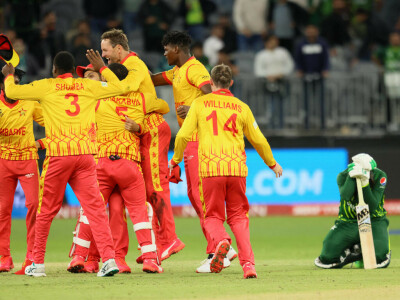 Here is how Twitter reacted to Pakistan's defeat to Zimbabwe