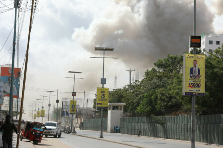 Death toll from Somalia twin bombings climbs to 100