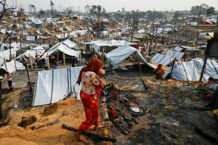 Bangladesh crackdown in Rohingya camps after murders