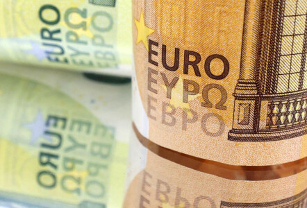 Europe&rsquo;s debt market strains force some governments to rework trading rules