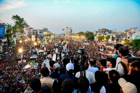 Day 7 of long march: Imran Khan to spend Thursday in Wazirabad