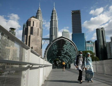 Malaysia&rsquo;s economy posts double-digit growth for first time in a year in Q3