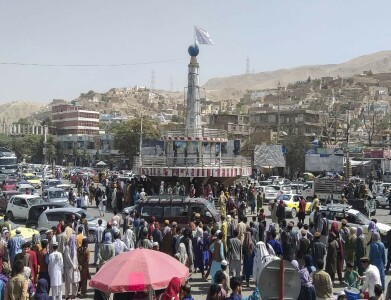 Afghan supreme leader orders full implementation of Islamic law