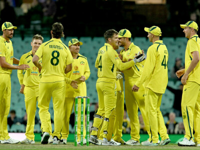 England implode to hand second ODI and series to Australia