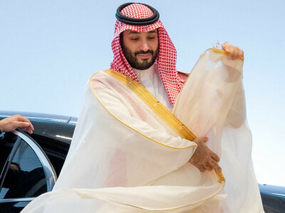 Saudi crown prince lands in Qatar for World Cup kickoff