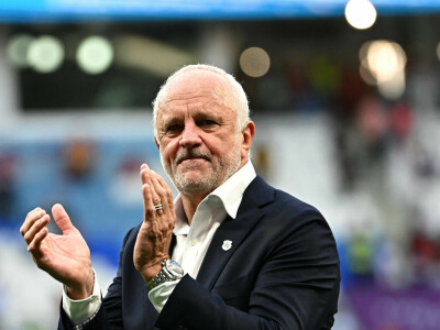 Coach Arnold hails &lsquo;old Aussie way&rsquo; after crucial World Cup win