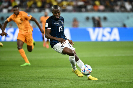 Top scorer Valencia back in World Cup spotlight with Ecuador