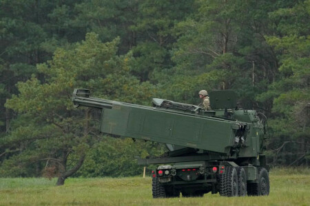 100-mile strike weapon weighed for Ukraine as arms makers wrestle with demand