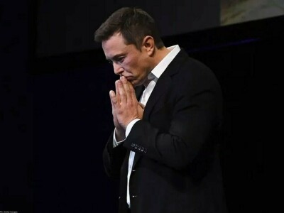 Musk says Twitter clash with Apple a &lsquo;misunderstanding&rsquo;