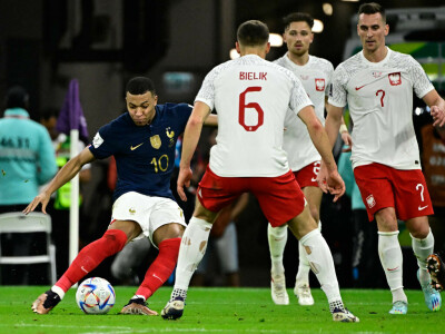 Giroud and Mbappe guide France past Poland and into World Cup quarter-finals