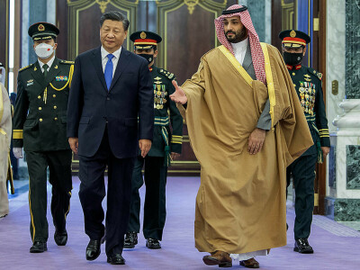 Saudi lays on lavish welcome as China's Xi heralds 'new era' in relations