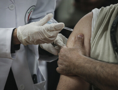 China to allow German expats to use German COVID-19 vaccines
